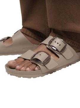 Sandálias Birkenstock Arizona Big Buckle Eva bege para mulher.