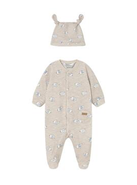Conjunto macacão e gorro Mayoral estampado elefantes arena para bebê.