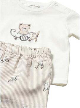 Conjunto Mayoral camiseta com urso e bermuda de listras bege para bebê.