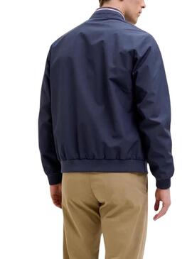 Jaqueta bomber azul da marca Jack and Jones para homem.