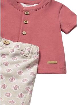 Conjunto Mayoral camiseta rosa e bermuda.