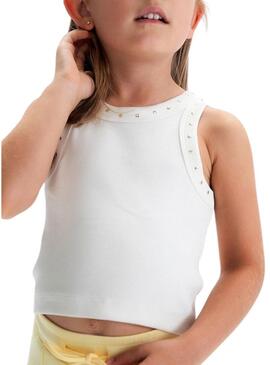 Camiseta Mayoral com tachinhas em branco para meninas.