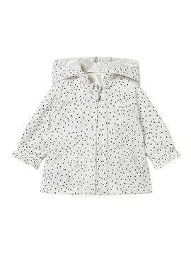 Corta-vento Mayoral reversível branco para recém-nascido.
